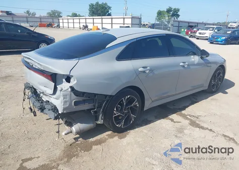 2025 Kia K5 Gt-Line из США, поврежденный, VIN KNAG64J75S5301401